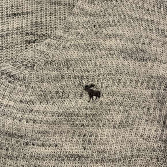 Sweater - Picture 7 of 7